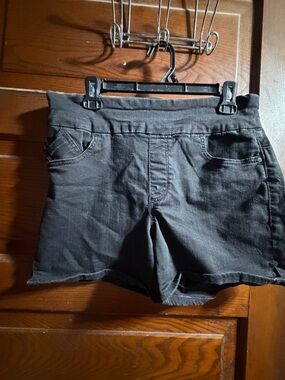 Rock & Republic Black Denim Jean Shorts